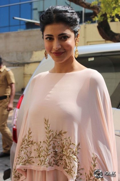 Cheekati-Raajyam-Movie-Tamil-Audio-Launch